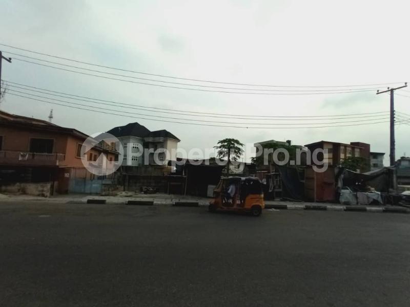 Land for sale Along Pedro Road, Off Ikorodu Road, Lagos. Palmgroove Shomolu Lagos - 1