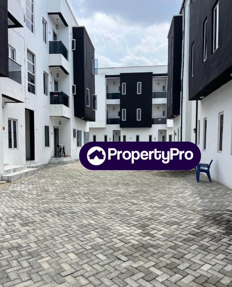 2 bedroom Flat / Apartment for sale Mobil Road, Ilaje, Ajah Lagos