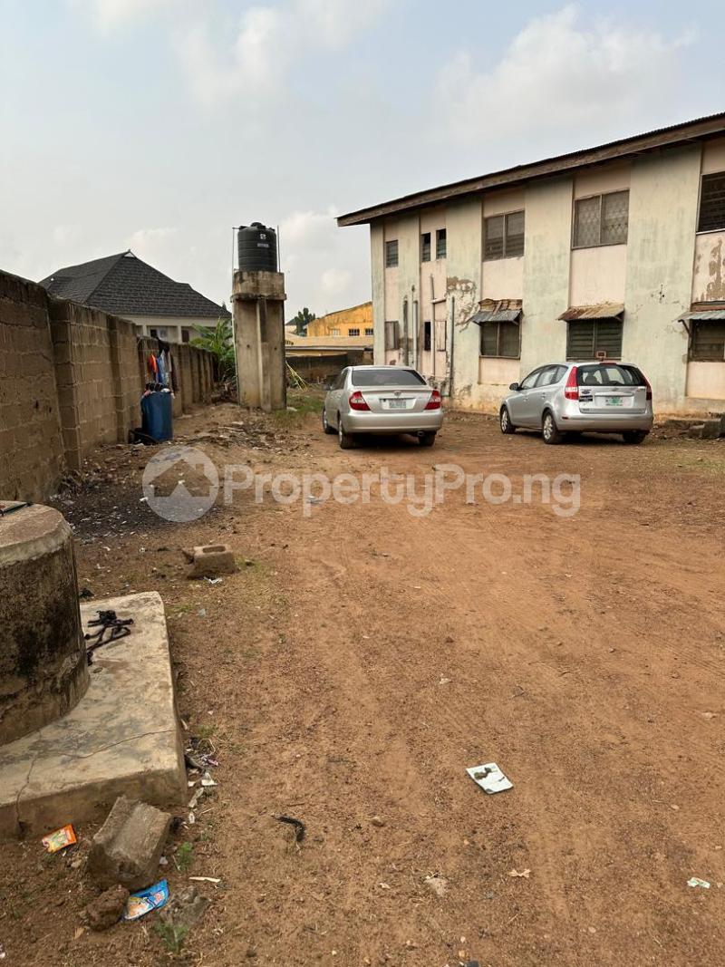 10 bedroom Flat / Apartment for sale Anifalaje, Akobo Ibadan Oyo