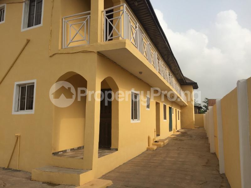 1 bedroom Flat / Apartment for sale Layode Estate Ikorodu Ikorodu Lagos