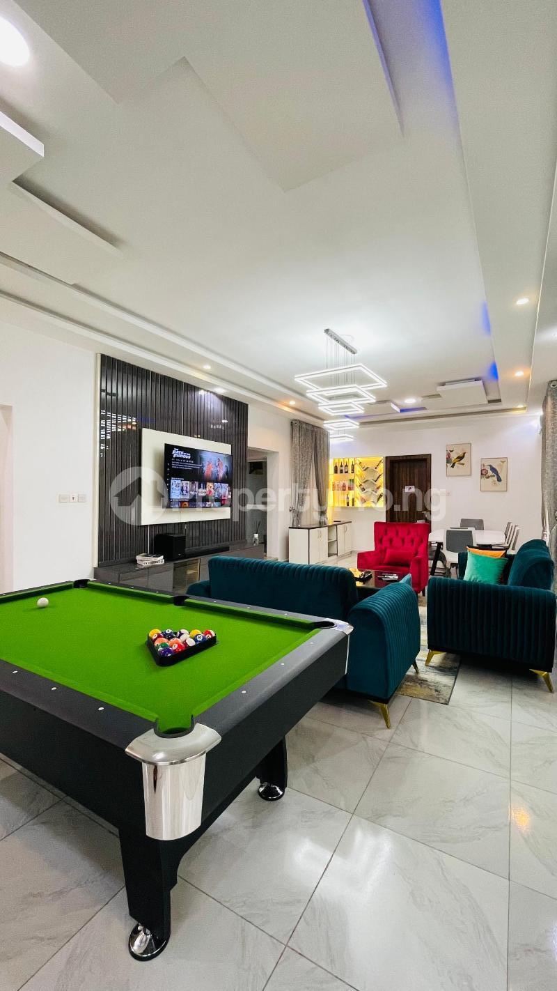 5 bedroom House for shortlet Wuse 2 Abuja