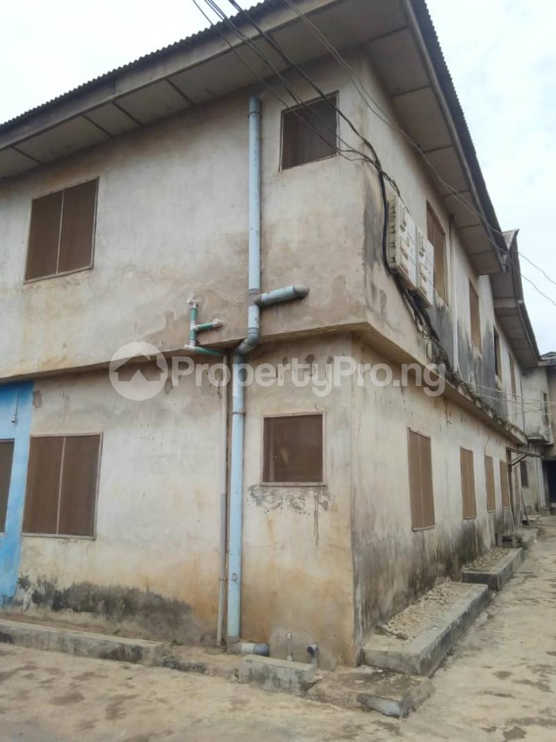 10 bedroom House for sale No 10 Jamiu Oyebajo Street Just After Glass House Redeem Church Off Ojokoro Road Sabo, Sagamu Road,ikorodu Ikorodu Ikorodu Lagos - 0