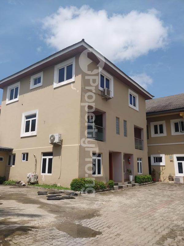3 bedroom House for rent Lekki Lagos
