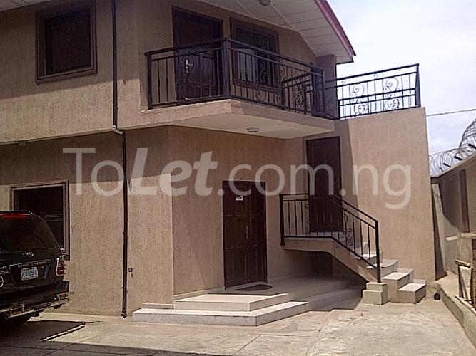 3 bedroom Flat / Apartment for rent Adekunle Street Ojodu Ojodu Lagos