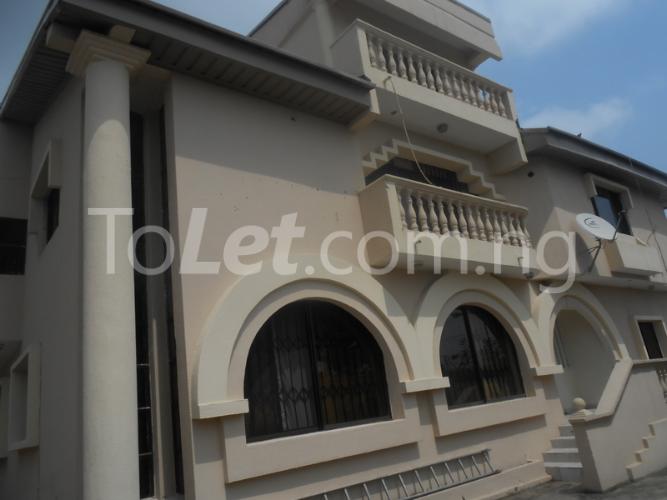 3 bedroom Flat / Apartment for rent Jinadu Street, Lekki Lekki Lagos