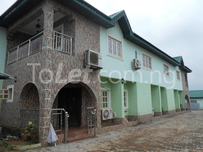 4 bedroom House for rent 10 Ogunyomi Crescent, Lakowe Phase 2, Lakowe Ajah Lagos