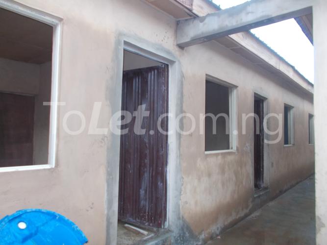 1 bedroom Flat / Apartment for rent Ladi Lak, Shomolu Shomolu Lagos - 0