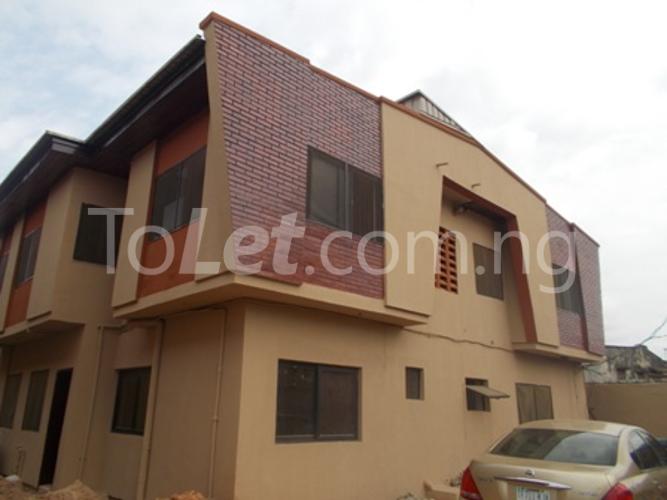 3 bedroom Flat / Apartment for rent Association Avenue,, Oke Afa, Oshodi Expressway Oshodi Lagos