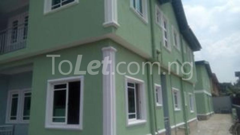 3 bedroom Flat / Apartment for rent Off Magodo Gate Road, Berger Ojodu Lagos