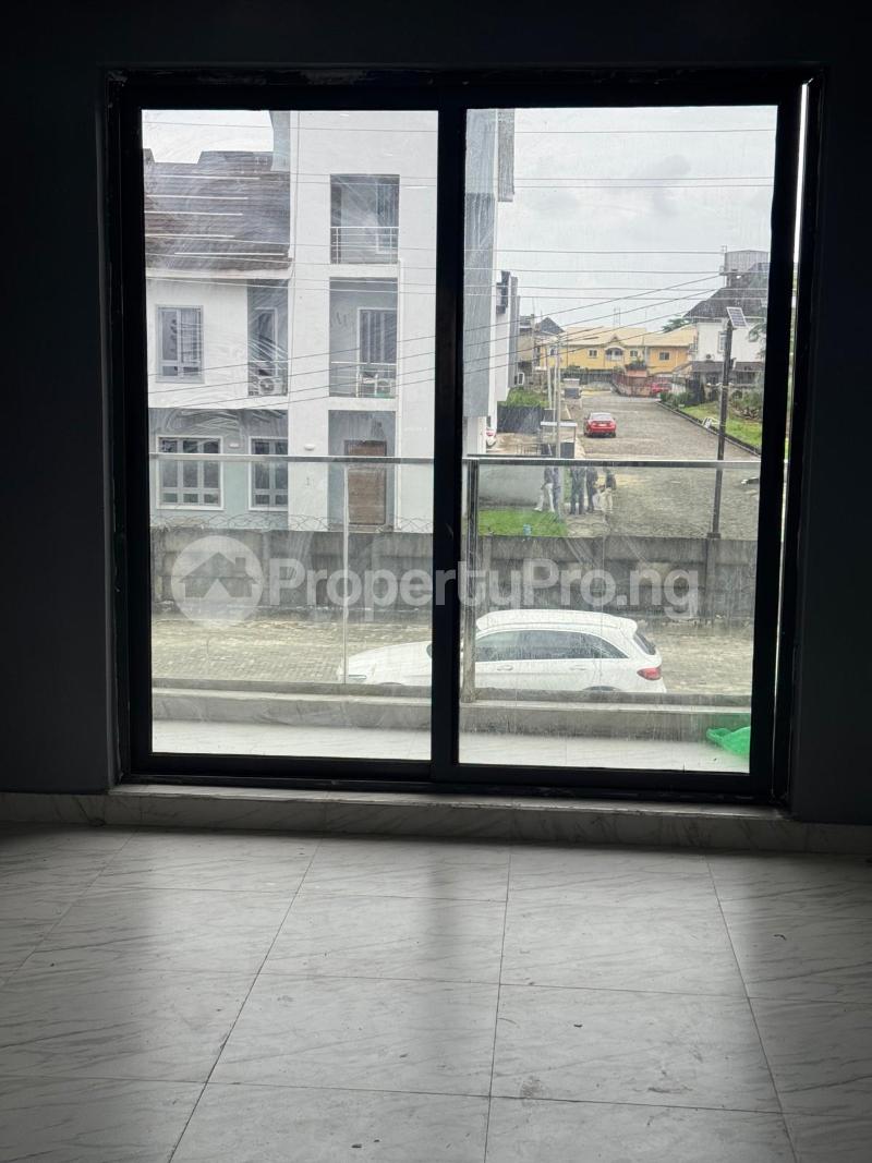 1 bedroom House for sale Abraham adesanya estate Ajah Lagos