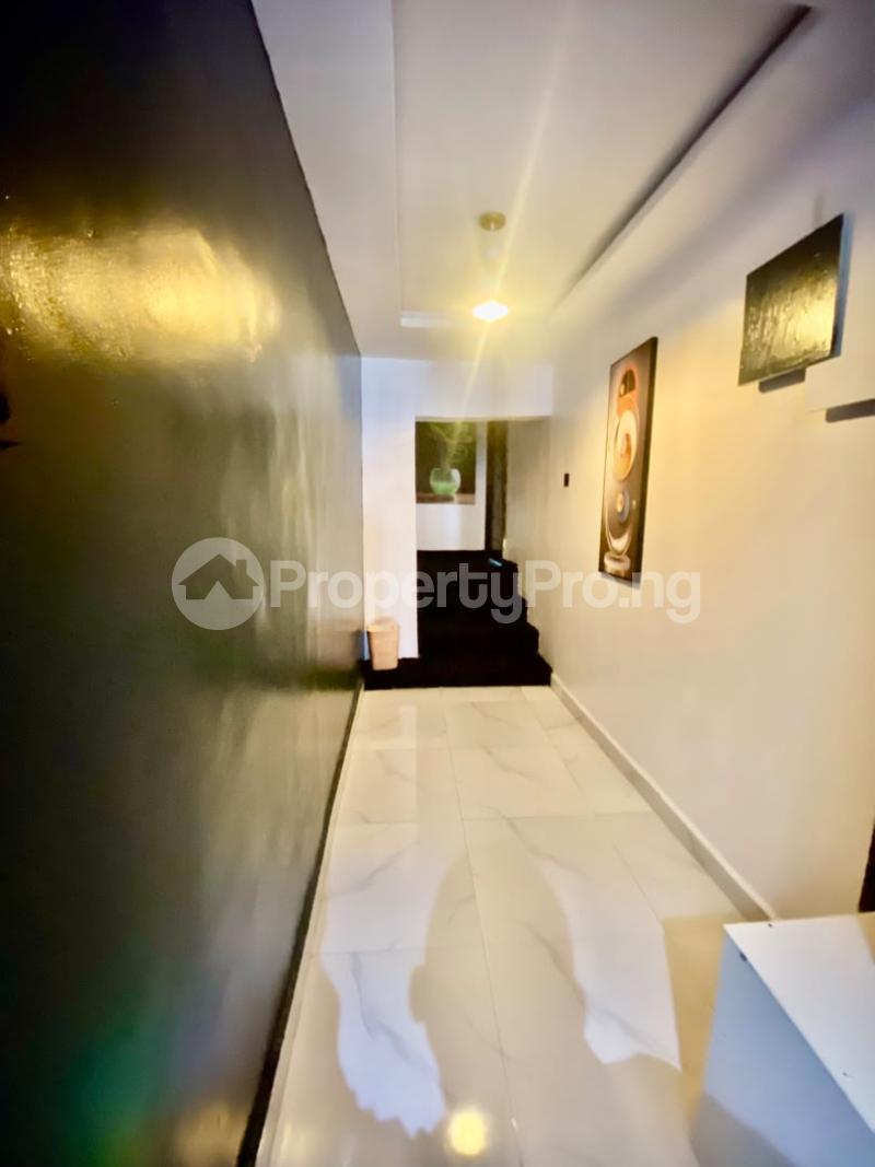 1 bedroom Flat / Apartment for rent Admiralty Road Lekki Lagos