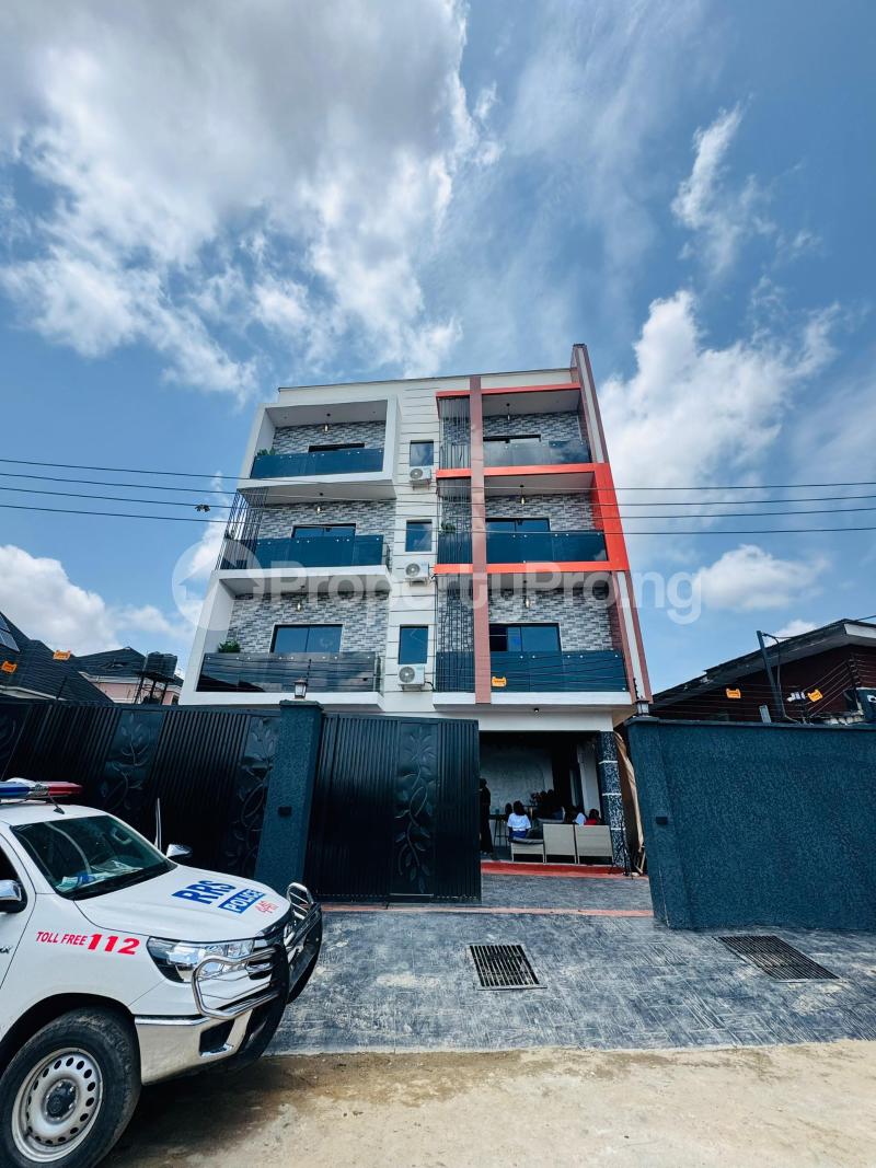 1 bedroom Flat / Apartment for sale Surulere Lagos