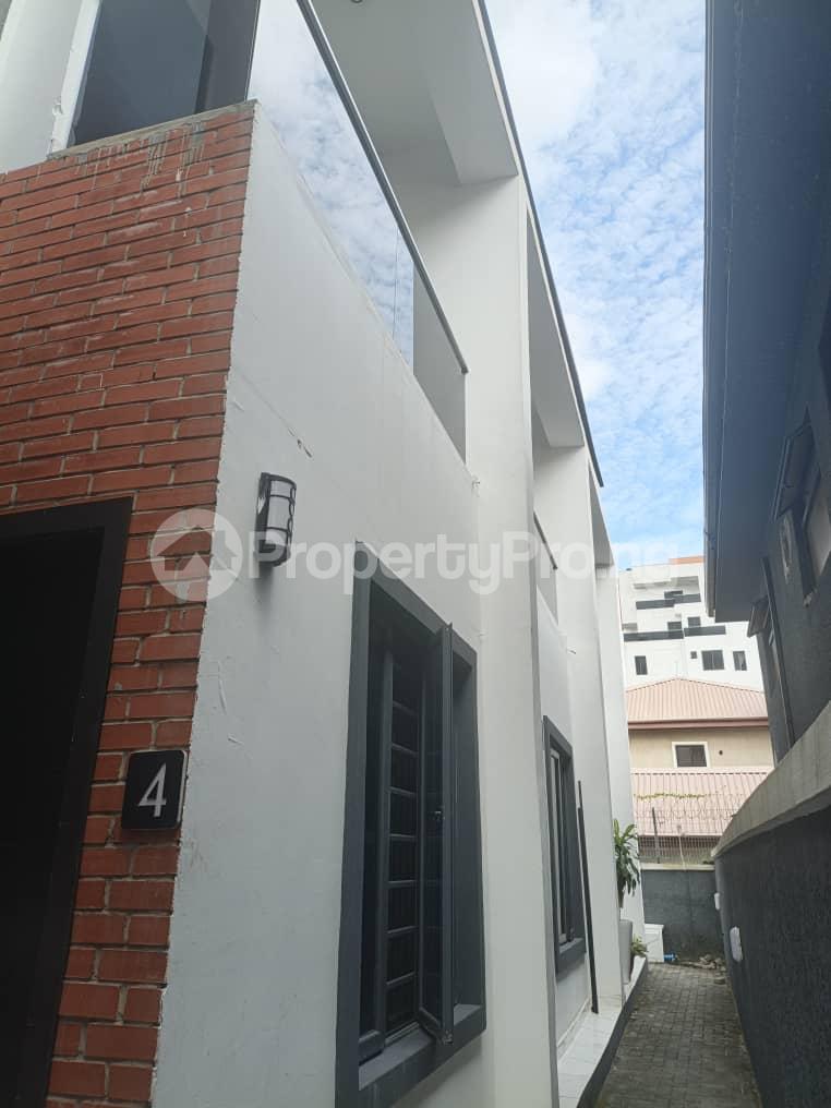 1 bedroom House for rent Admiralty Road Lekki Lagos