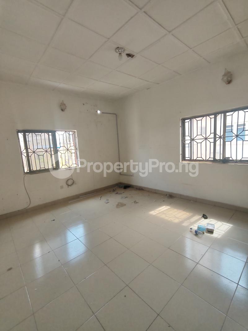 1 bedroom Flat / Apartment for rent Tarred Road In Mabushi Mabushi Abuja