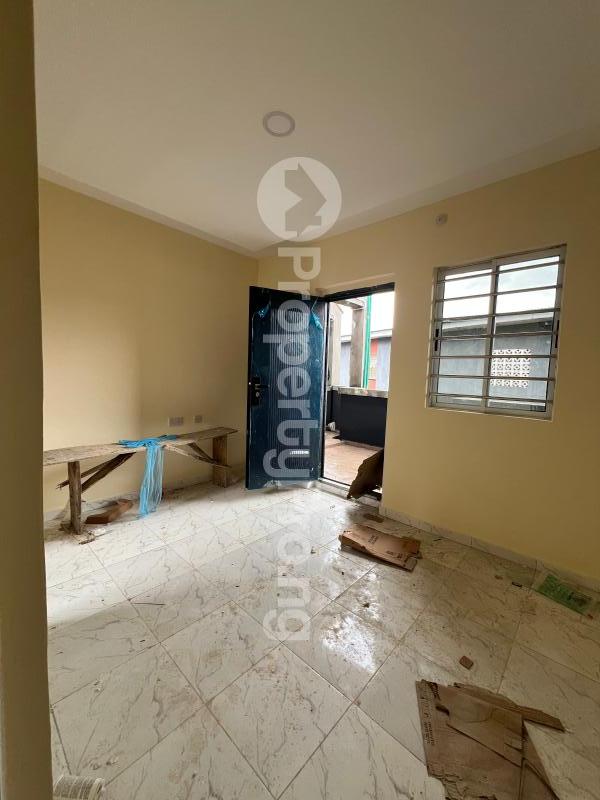 1 bedroom Flat / Apartment for rent Close To St Timothy Catholic Church Yakoyo/Alagbole Ojodu Lagos