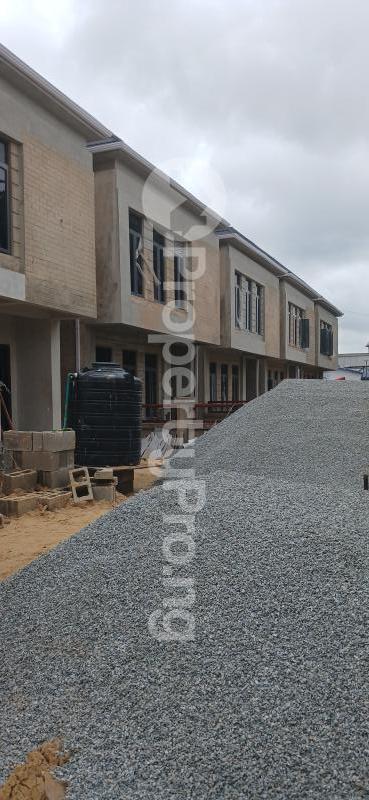 3 bedroom House for sale Eric moore Surulere Lagos