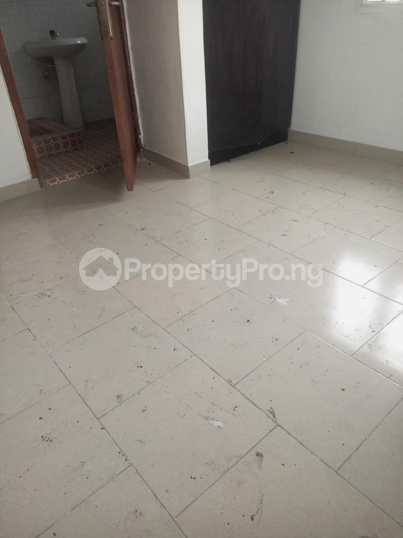 2 bedroom House for rent Mobil Road Ajah Lagos
