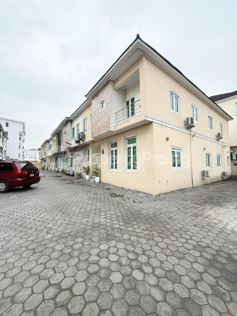 2 bedroom House for rent Ikate Lekki Lagos