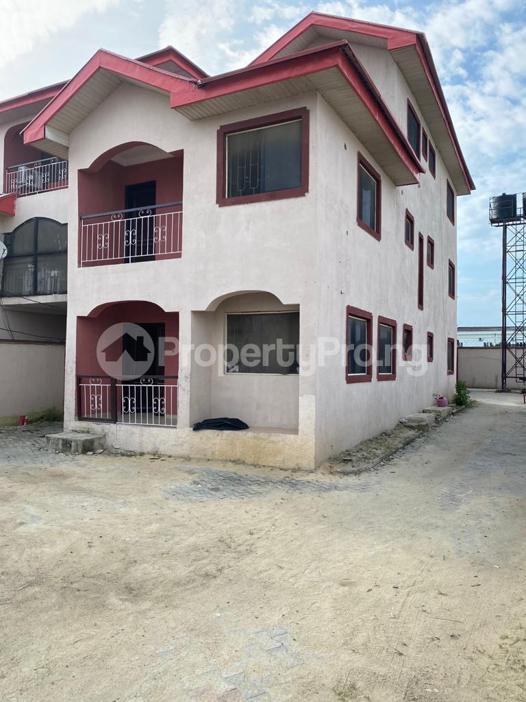 2 bedroom Flat / Apartment for rent Abraham Adesanya Road, Ajiwe Ajah Lagos - 0