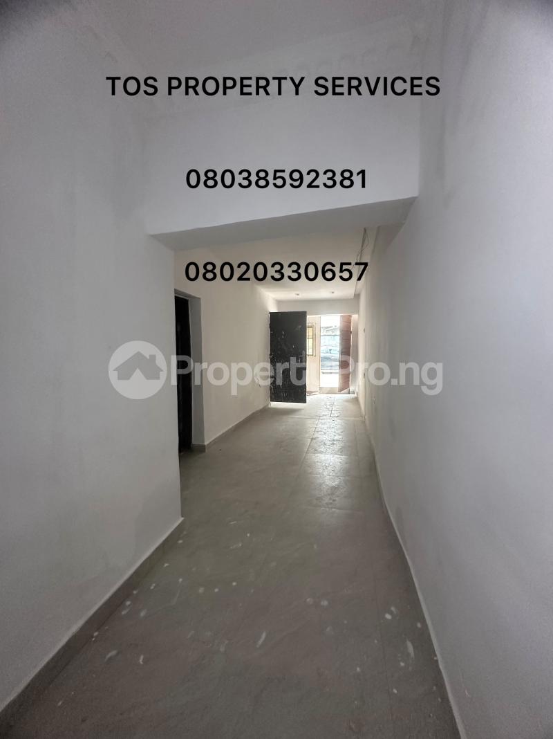 2 bedroom Flat / Apartment for rent Lekki Phase 1, Lagos. Lekki Phase 1 Lekki Lagos
