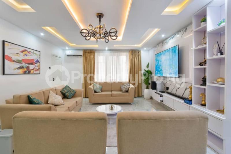 2 bedroom Flat / Apartment for shortlet  ONIRU Victoria Island Lagos