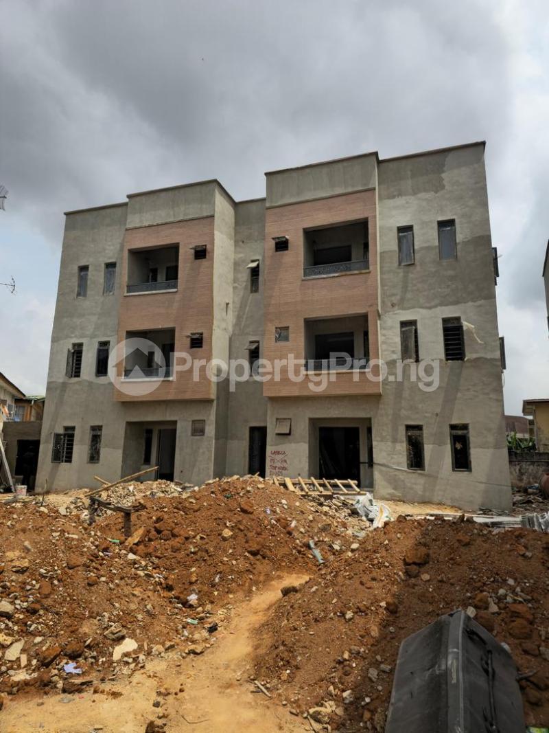 2 bedroom Flat / Apartment for sale Ogba Lagos