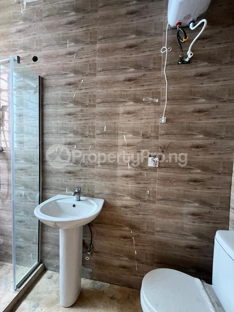 2 bedroom House for sale 2nd Toll Gate Lekki Lagos