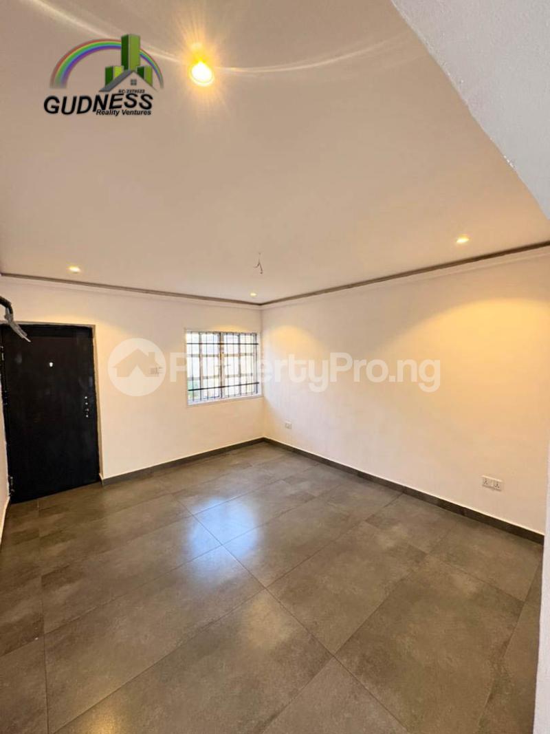 2 bedroom Flat / Apartment for rent ONIRU Victoria Island Lagos