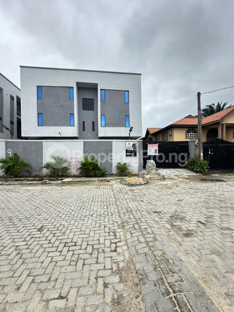2 bedroom House for sale SPG Road Lekki Lagos