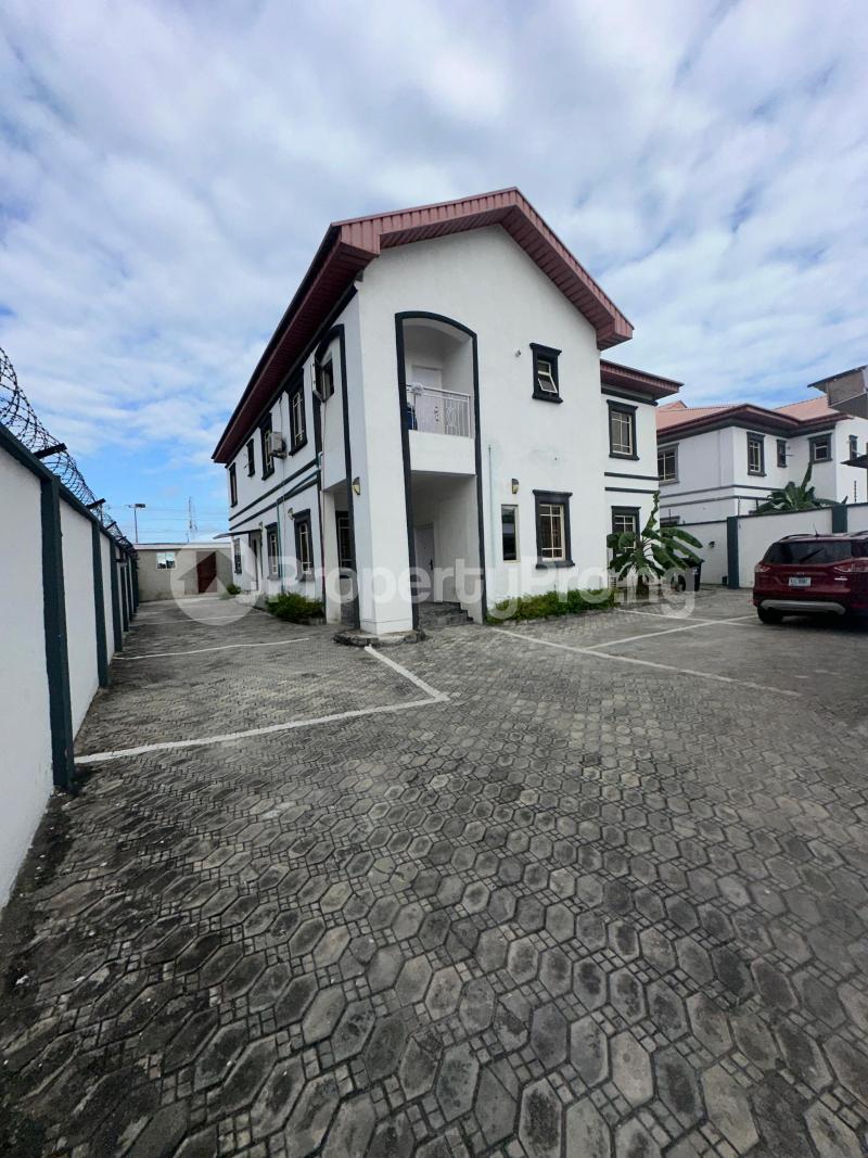 2 bedroom House for rent Lekki Phase 1 Lekki Lagos