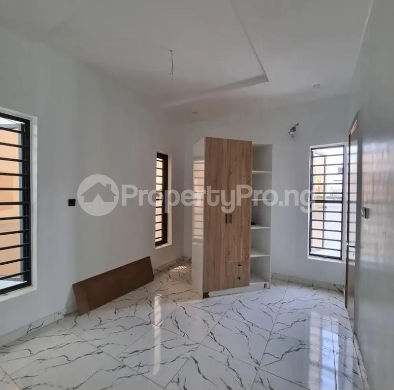 2 bedroom House for rent Orchid Lekki Lagos. Orchid Lekki Lagos