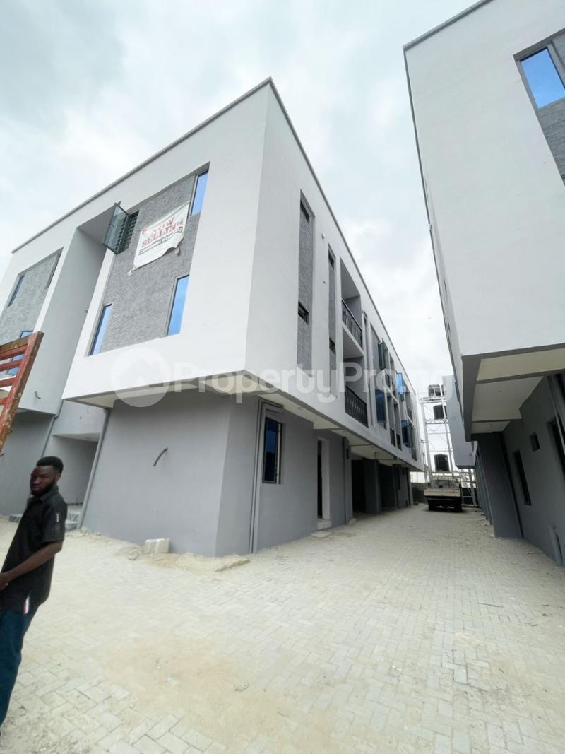 2 bedroom House for rent Ologolo Lekki Lagos