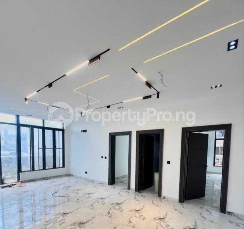 2 bedroom Flat / Apartment for sale Ikoyi Lagos
