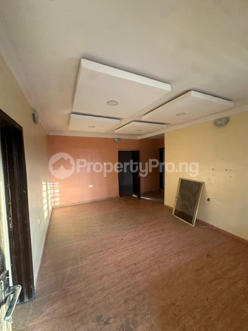 2 bedroom Flat / Apartment for rent Ologolo Lekki Lagos