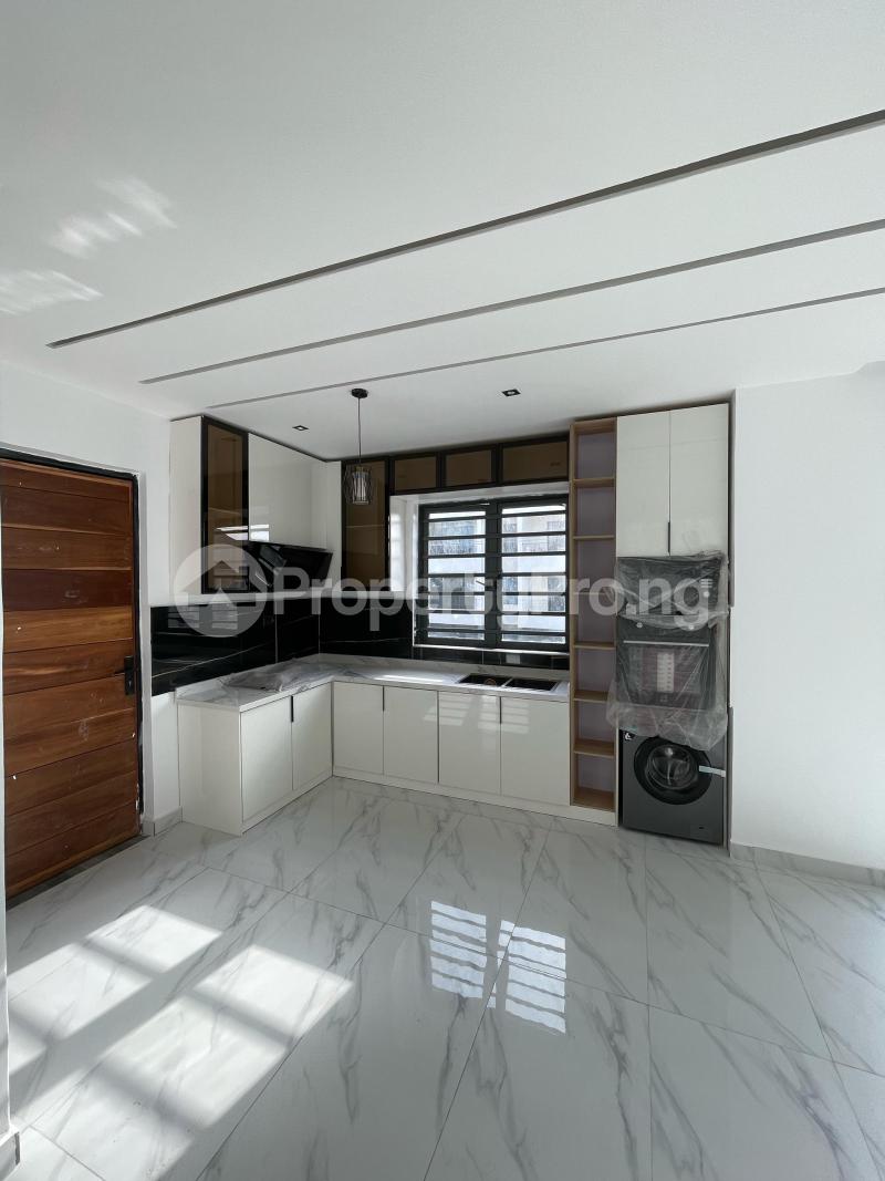 2 bedroom Flat / Apartment for sale ONIRU Victoria Island Lagos