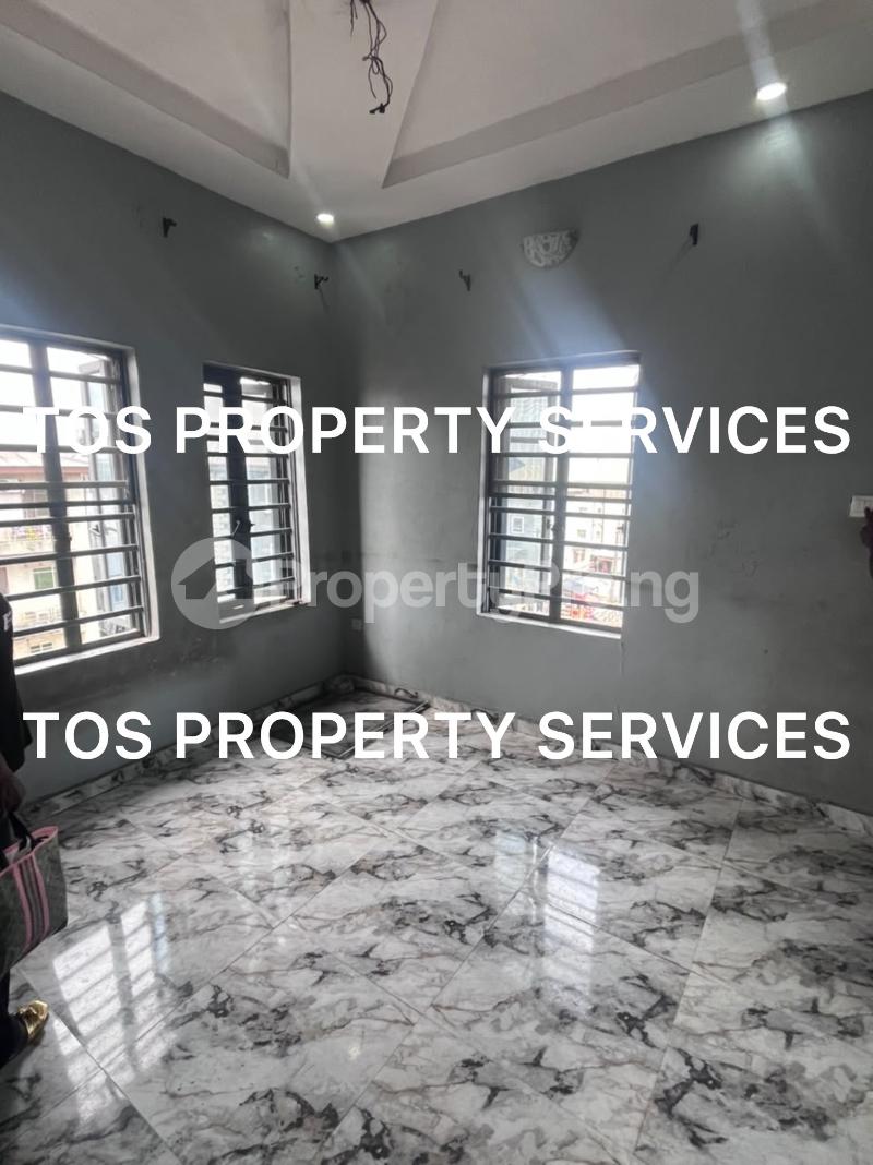 2 bedroom Flat / Apartment for rent Yaba, Lagos. Yaba Lagos