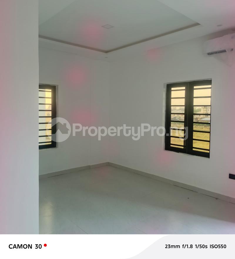2 bedroom House for rent Orchid Lekki Lagos. Orchid Lekki Lagos