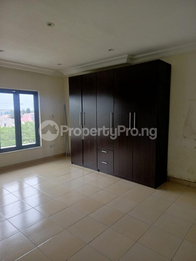 2 bedroom Flat / Apartment for rent ONIRU Victoria Island Lagos