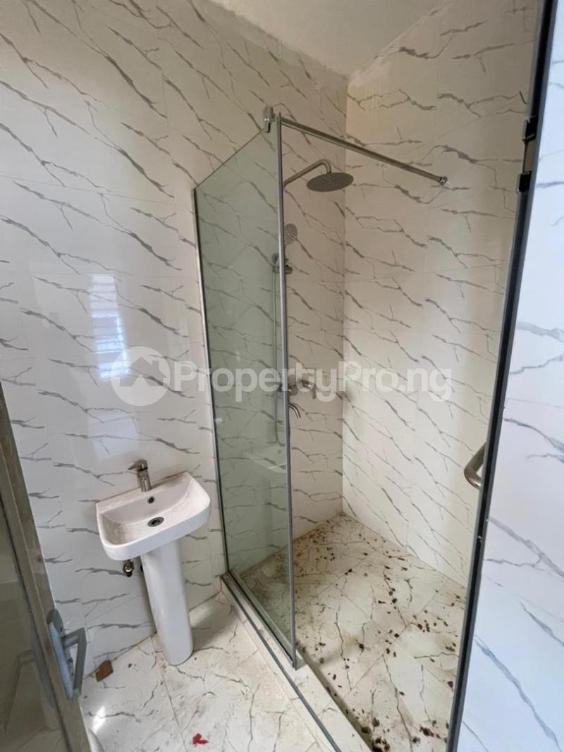 2 bedroom House for rent Thomas estate Ajah Lagos