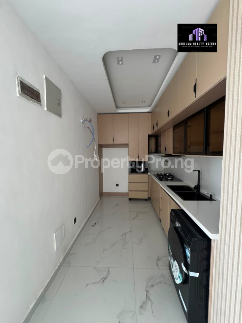 2 bedroom Flat / Apartment for rent Lekki Phase 1 Lekki Lagos