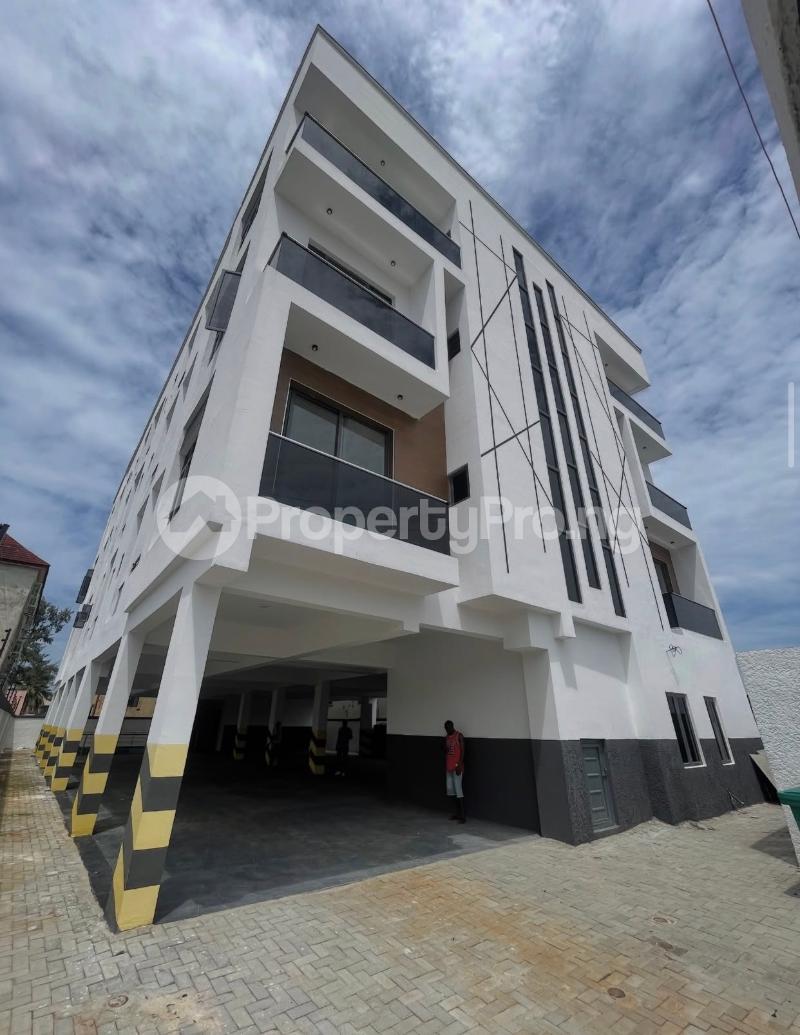 2 bedroom Flat / Apartment for rent Along Lekki Expressway Lekki Lagos