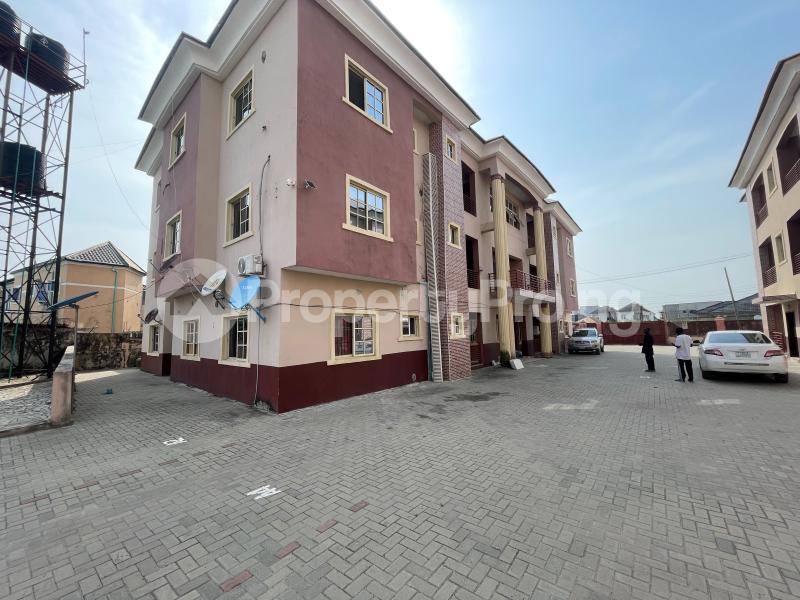 2 bedroom Flat / Apartment for rent Badore Ajah Lagos