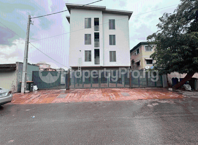 Flat / Apartment for rent Yaba Lagos