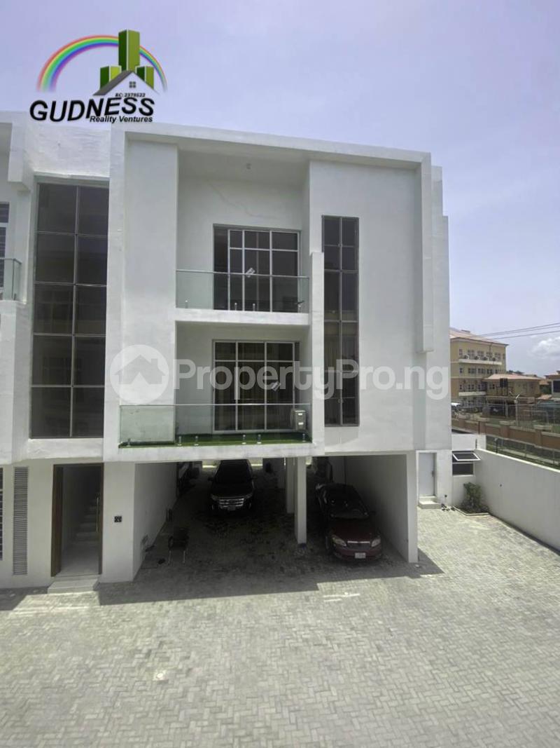 2 bedroom House for sale Ologolo Lekki Lagos