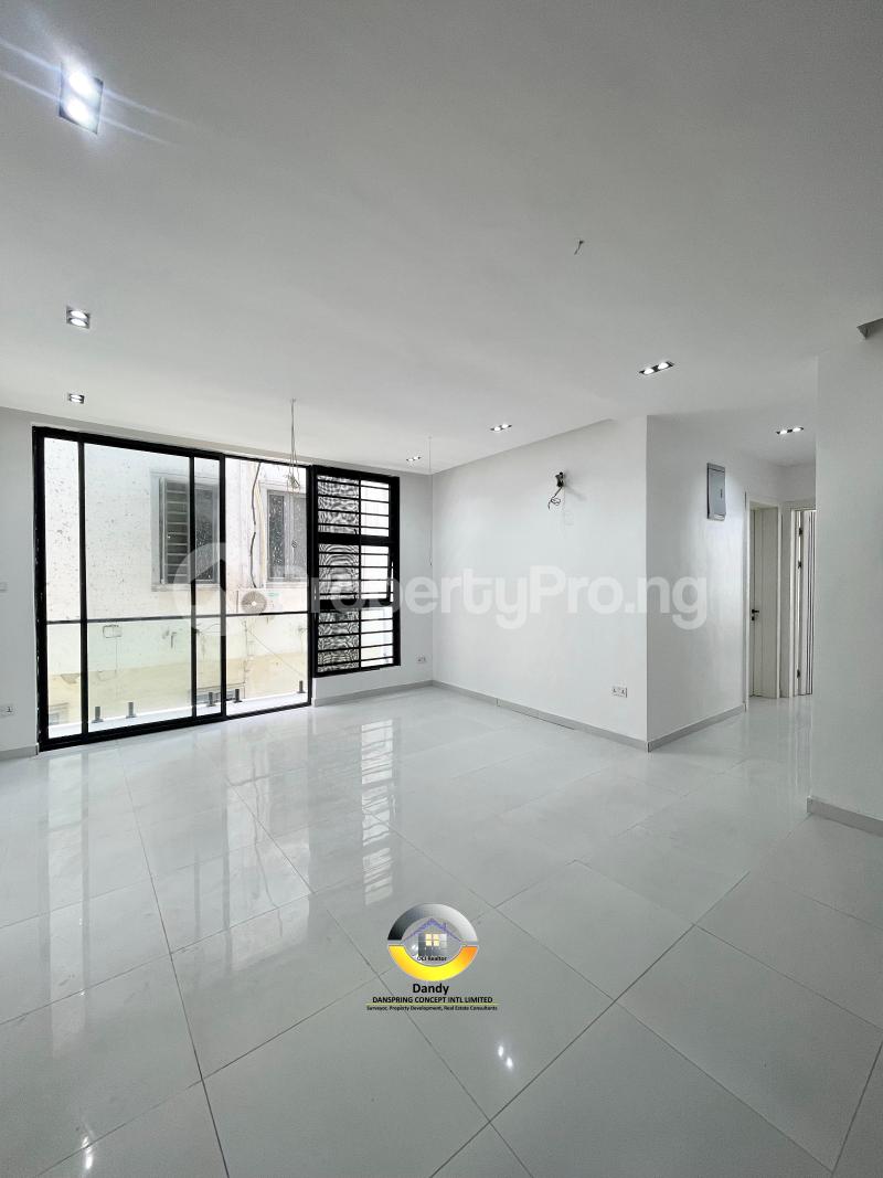 2 bedroom Flat / Apartment for sale Ologolo Lekki Lagos