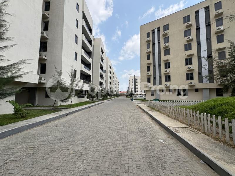 Flat / Apartment for sale Lawanson Idi Araba Surulere Lagos