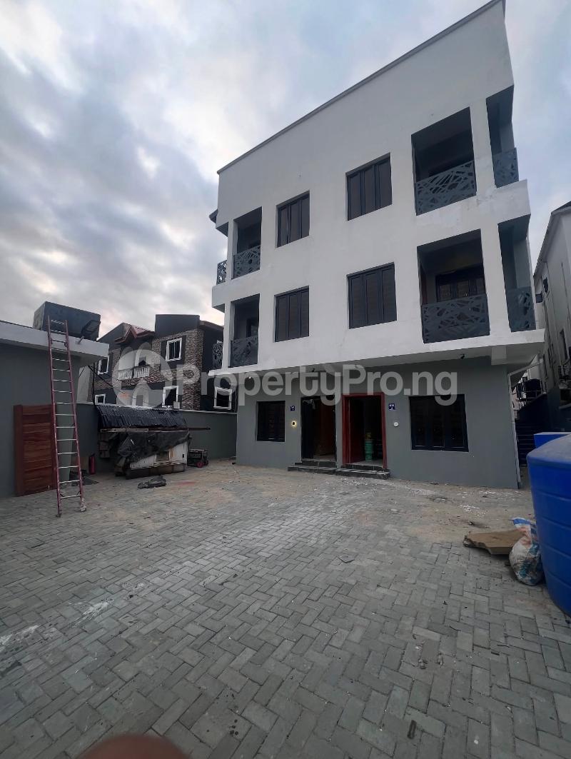 2 bedroom House for rent 2 Bedroom Apartment For Rent Osapa london Lekki Lagos