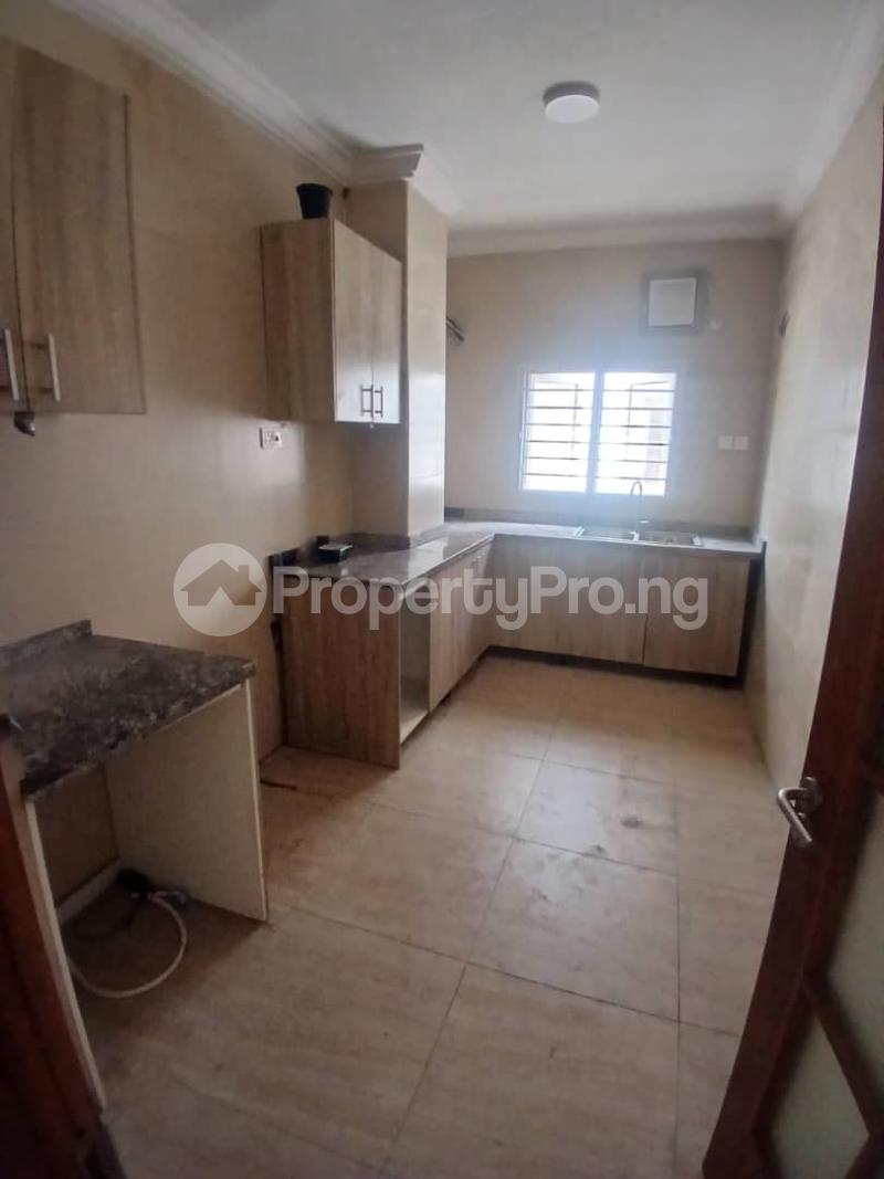 2 bedroom House for rent Osapa London Lekki. Osapa london Lekki Lagos