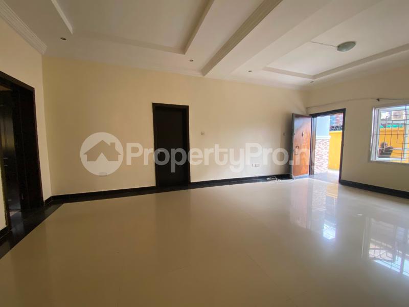 2 bedroom House for rent Lekki Phase 1 Lekki Lagos
