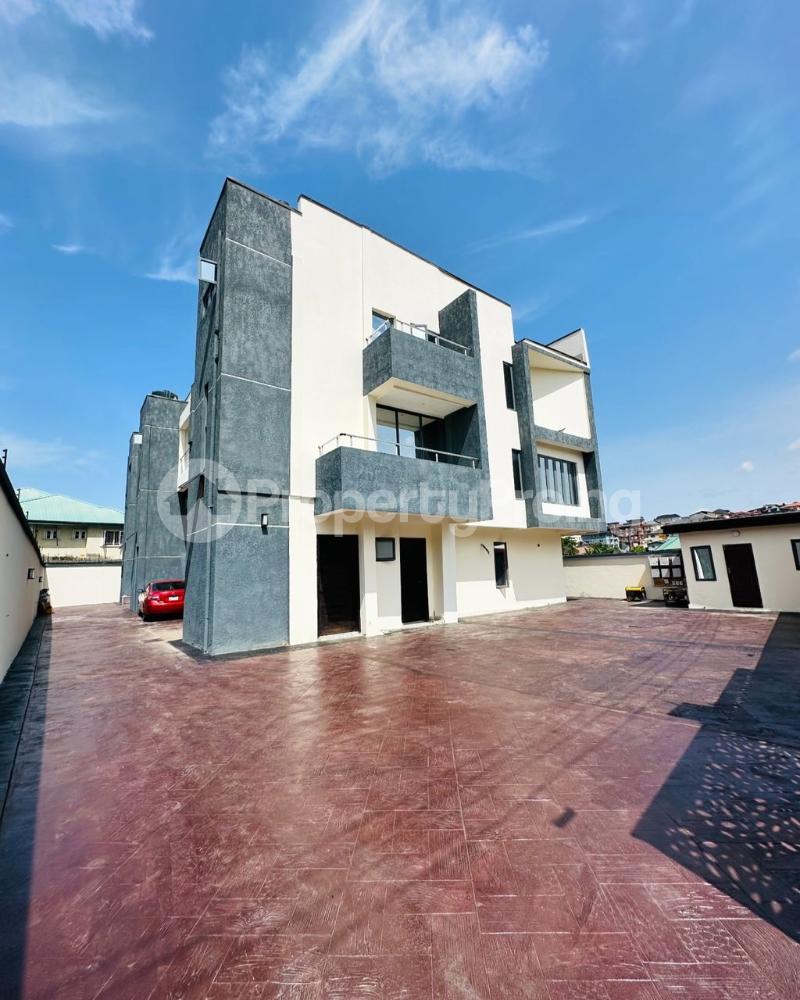 2 bedroom Flat / Apartment for sale Magodo Phase 2 Kosofe/Ikosi Lagos - 0